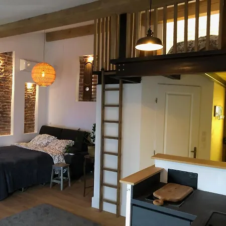 Location Loft D'artiste Dans Village Pittoresque 펜션 Penne-dʼAgenais